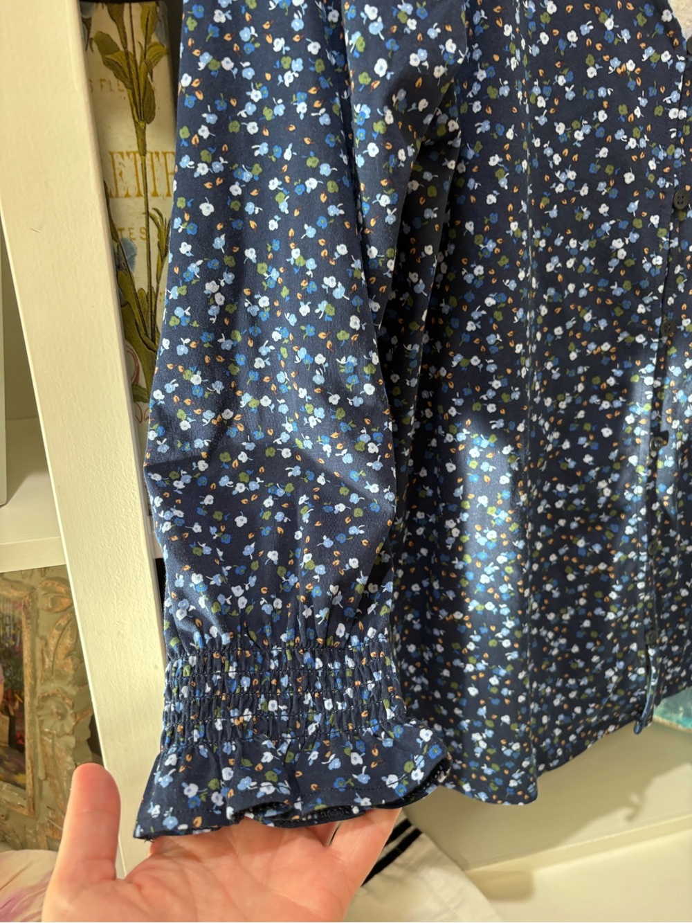 Lands' End Navy Blue Floral 3/4 Sleeve Lightweight Jersey Button Front Top M - Picture 6 of 11